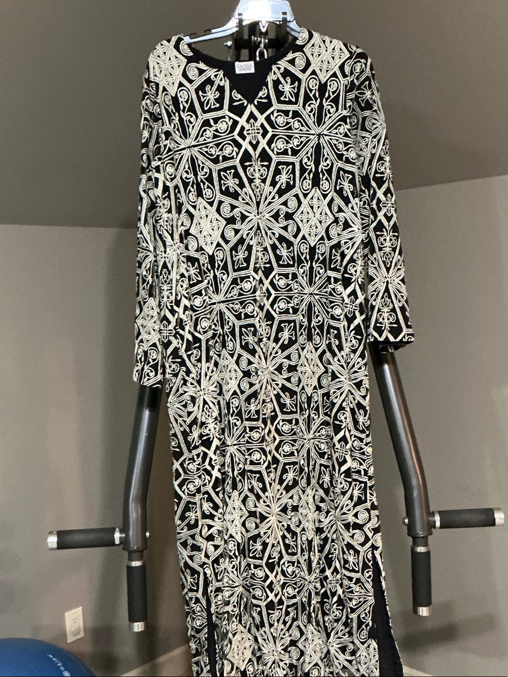 Sania Maskatiya m chest 21 Black & White Ornate Pattern Maxi Dress
